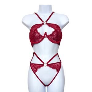 NWT! Frederick's of Hollywood Red Lace Lover Bra & Panty Set L/XL